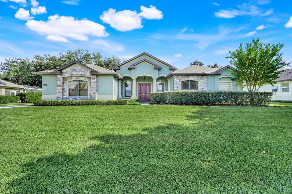 Photo of 16846 Florence View Drive, Montverde, FL 34756 (MLS # G5103257)
