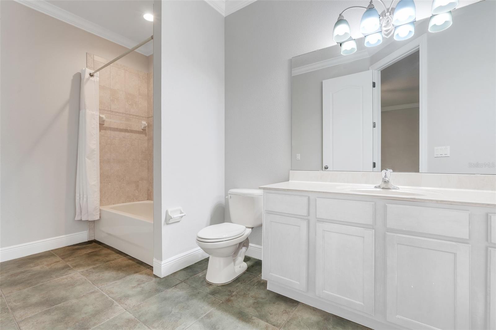 MONTVERDE MAGNOLIA TERRACE PH 02 LT 01 - Residential