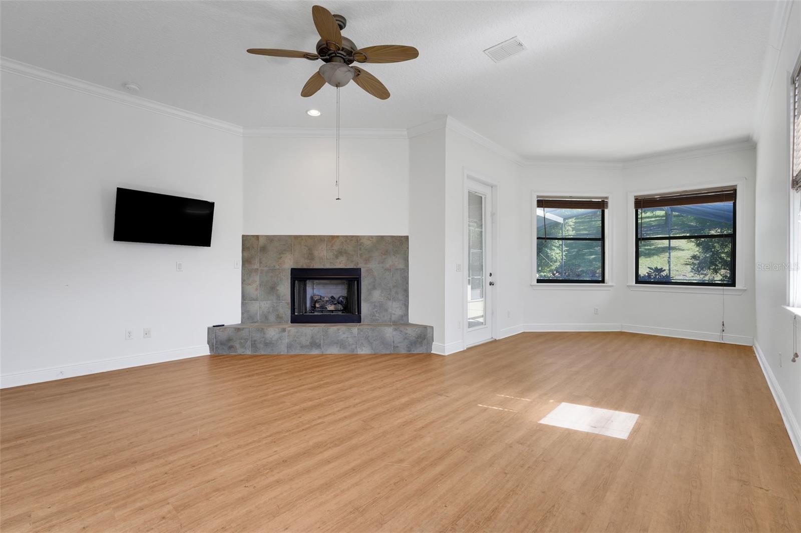 MONTVERDE MAGNOLIA TERRACE PH 02 LT 01 - Residential