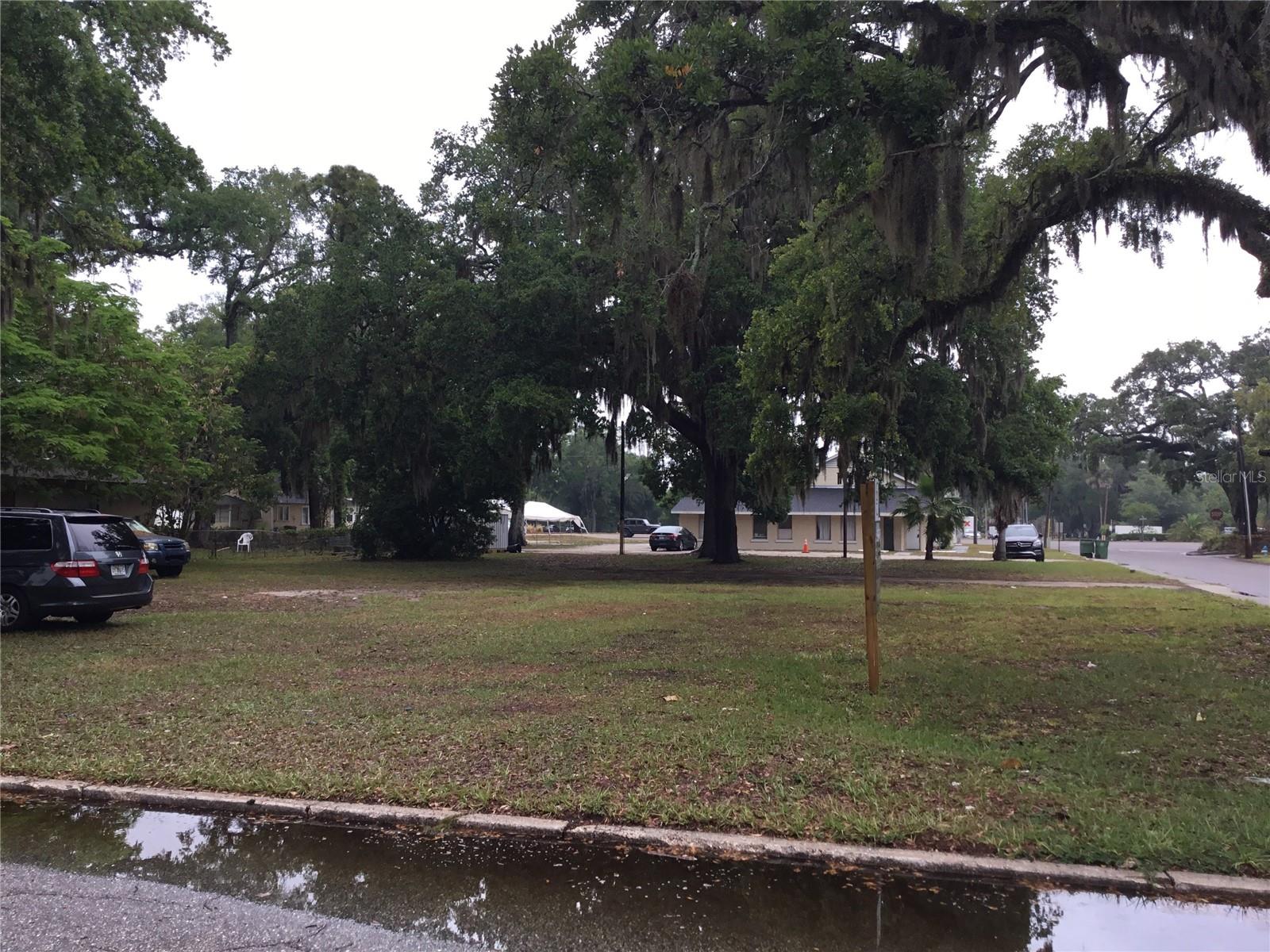 ORCHARD PLACE - Land