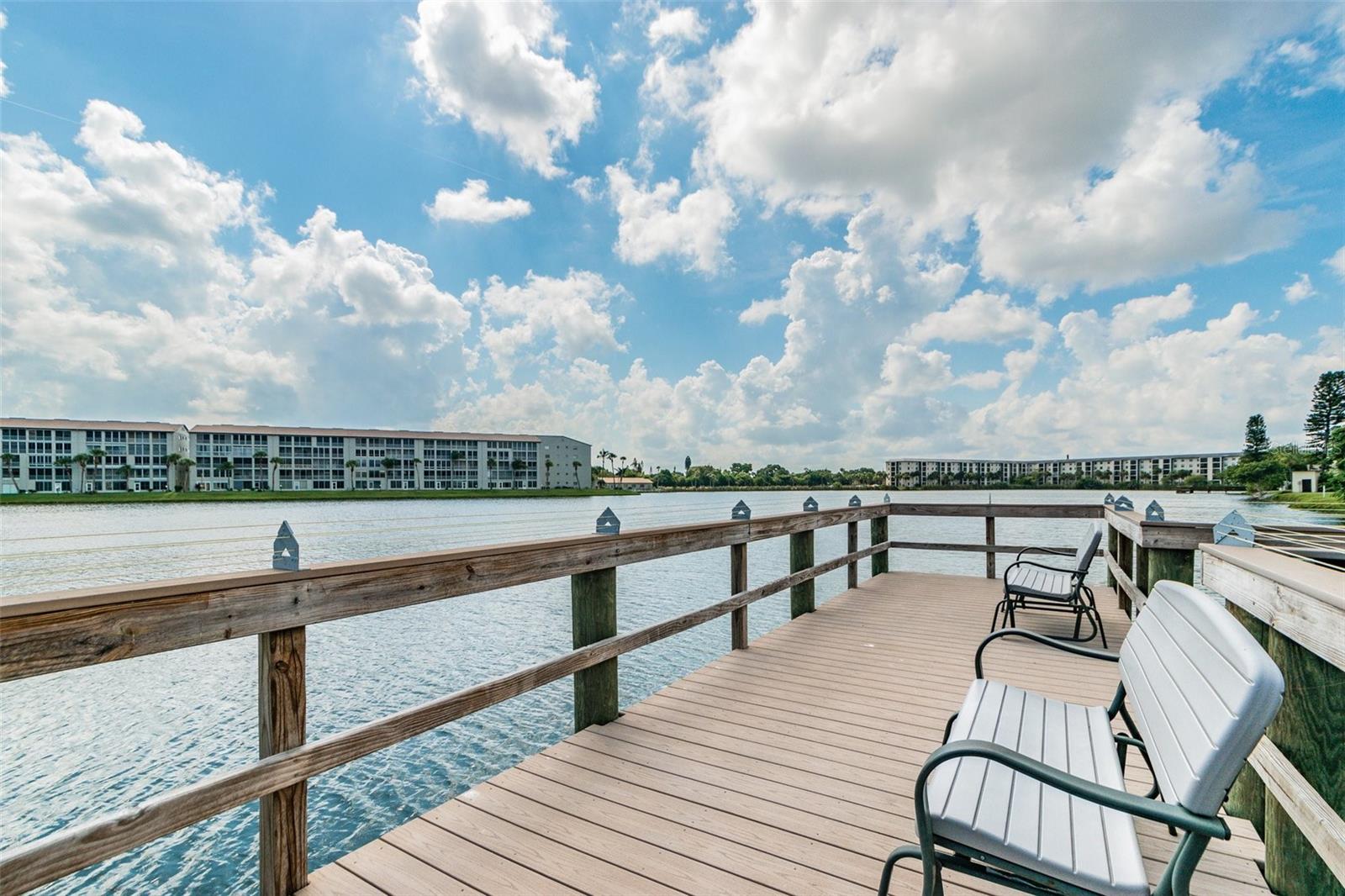 BAYSHORE ON THE LAKE - Residential