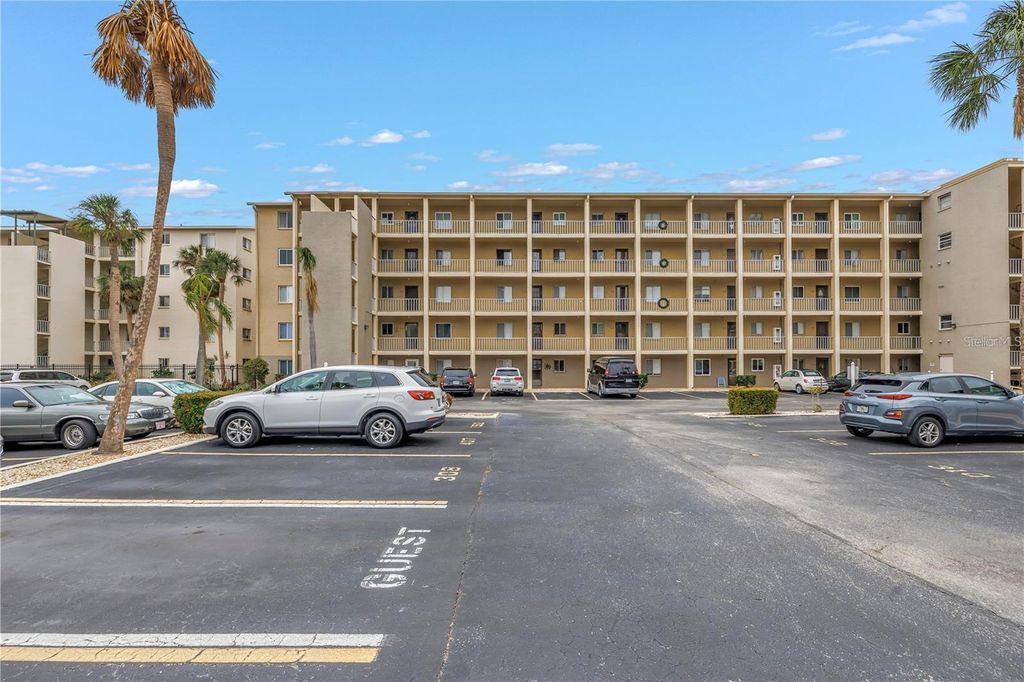 Photo of 3500 Lake Bayshore Dr #K101, Bradenton, FL 34205 (MLS # A4667013)