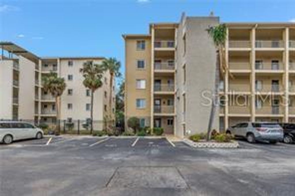 Photo of 3500 Lake Bayshore Dr #K101, Bradenton, FL 34205 (MLS # A4667013)