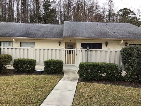 Photo of 3113 Lake Pine Way #E, Tarpon Springs, FL 34688 (MLS # W7882744)