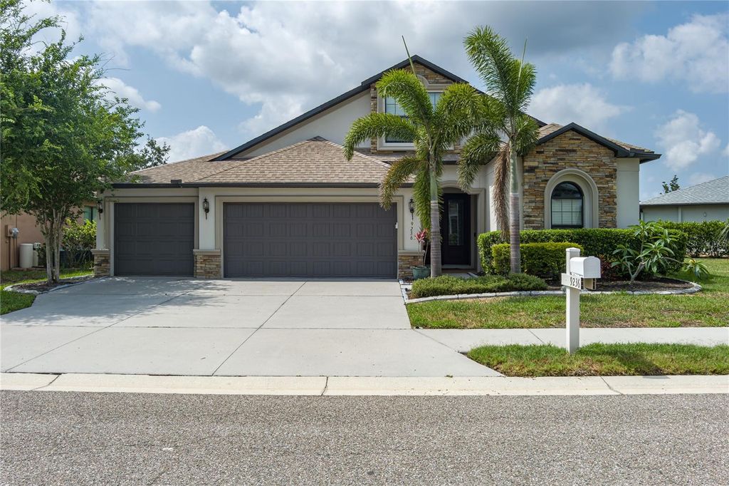 Photo of 9236 Raes Creek Place, Palmetto, FL 34221 (MLS # A4656041)