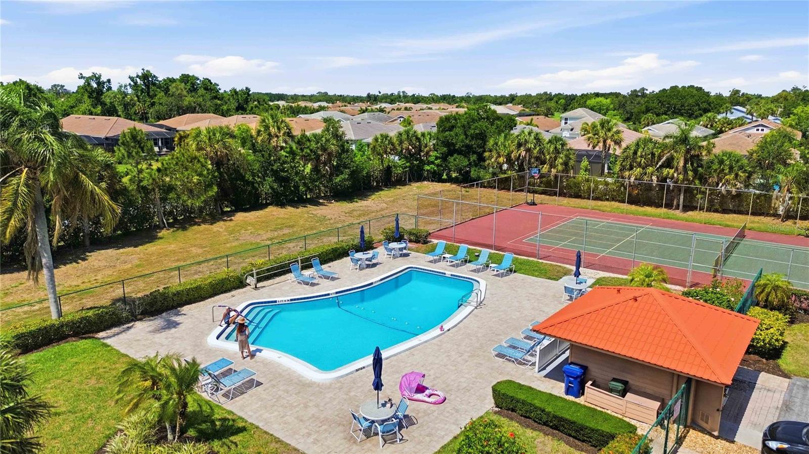 SUNRISE GOLF CLUB PH III - Residential