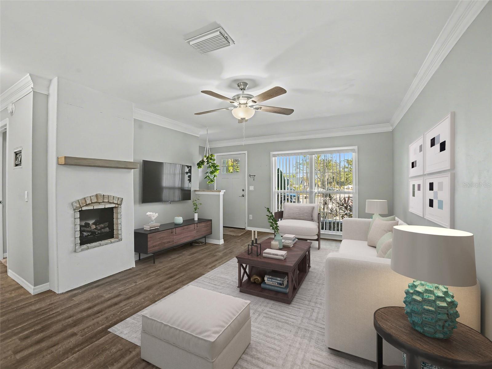 VALRICO MANOR UNIT 3 - Residential