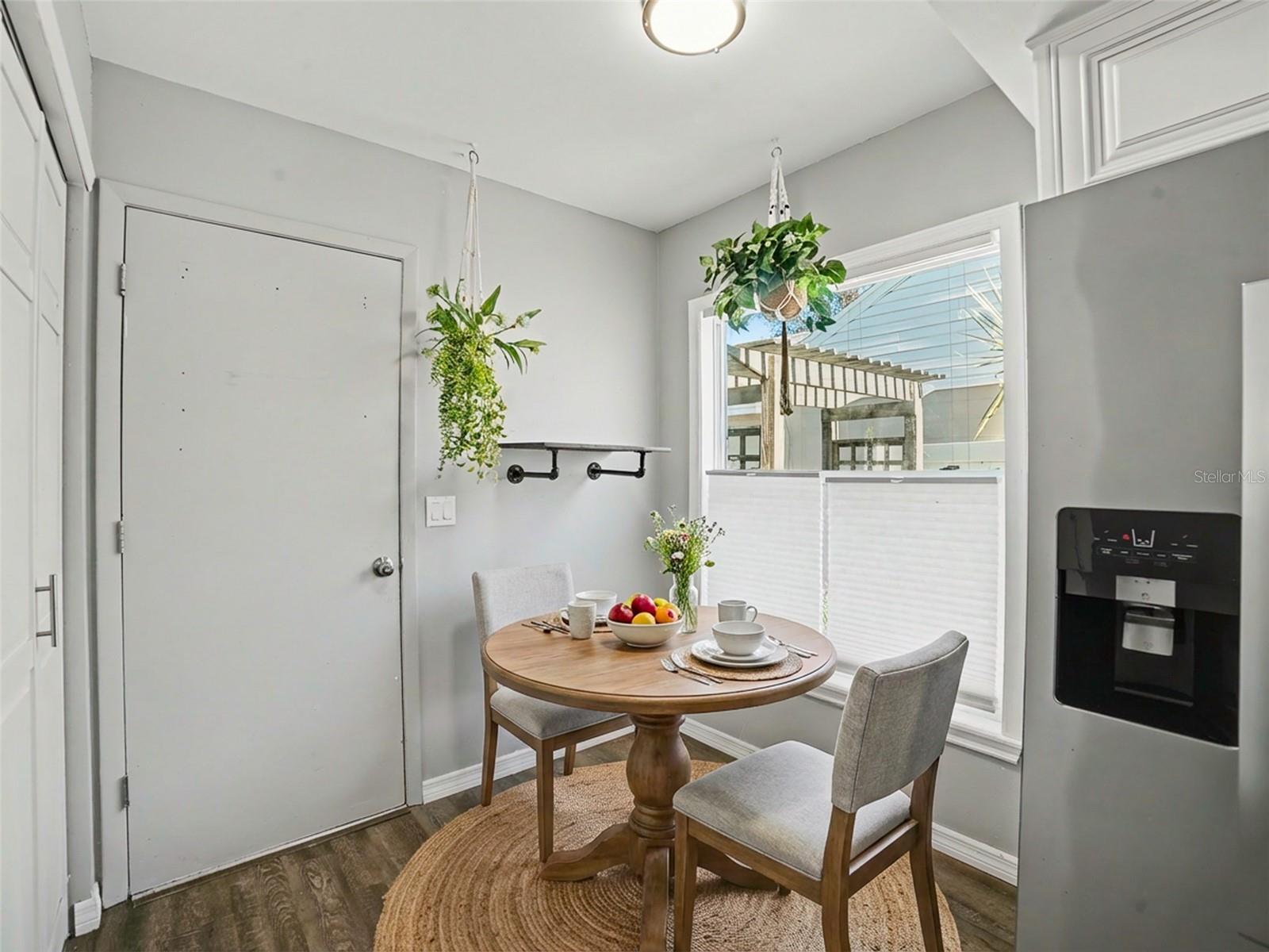 VALRICO MANOR UNIT 3 - Residential