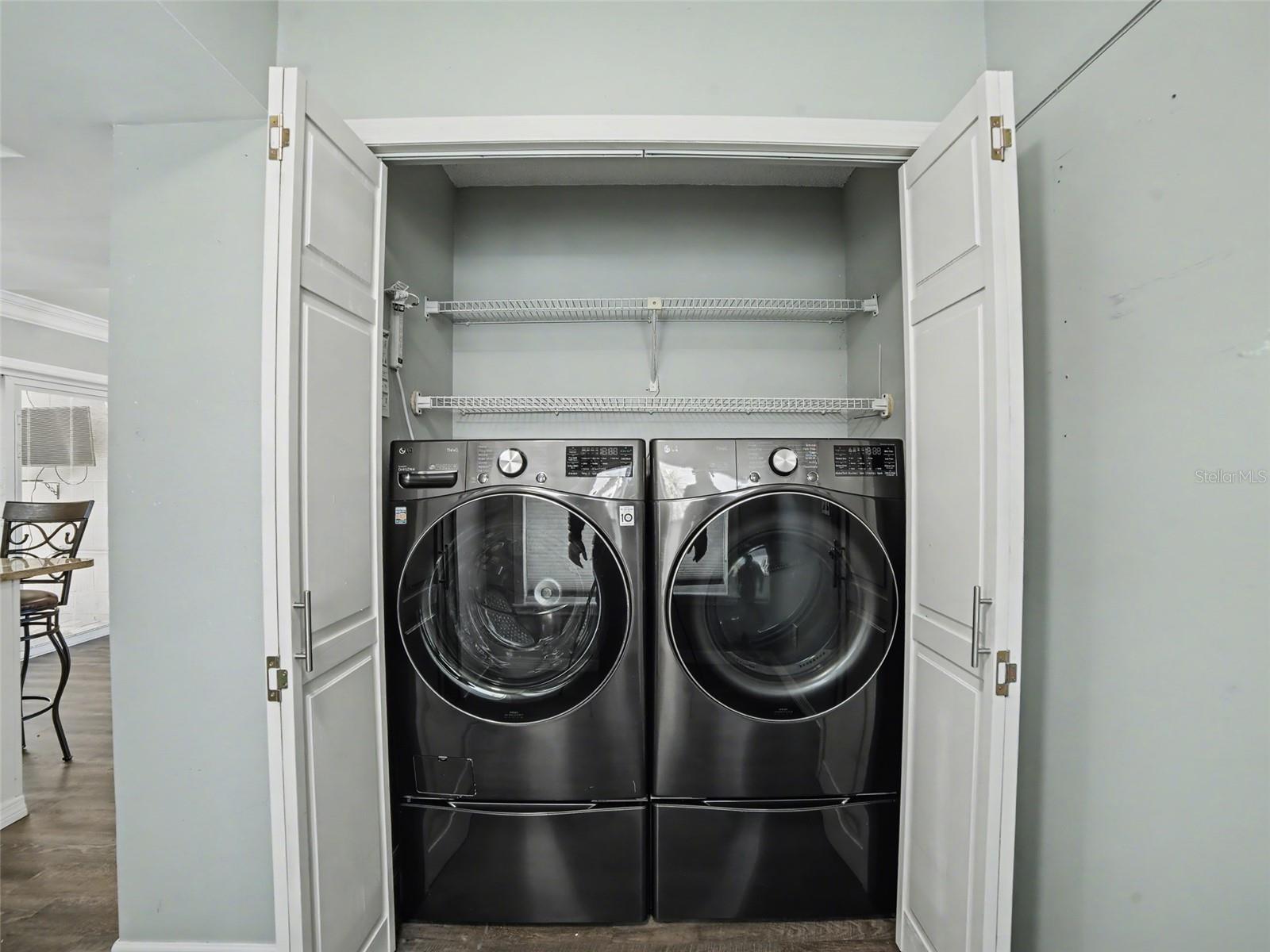 VALRICO MANOR UNIT 3 - Residential