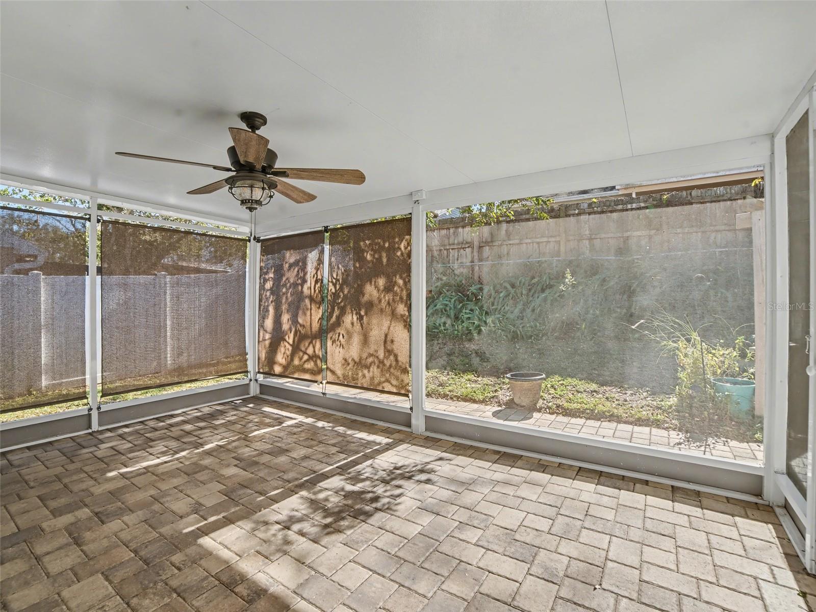 VALRICO MANOR UNIT 3 - Residential