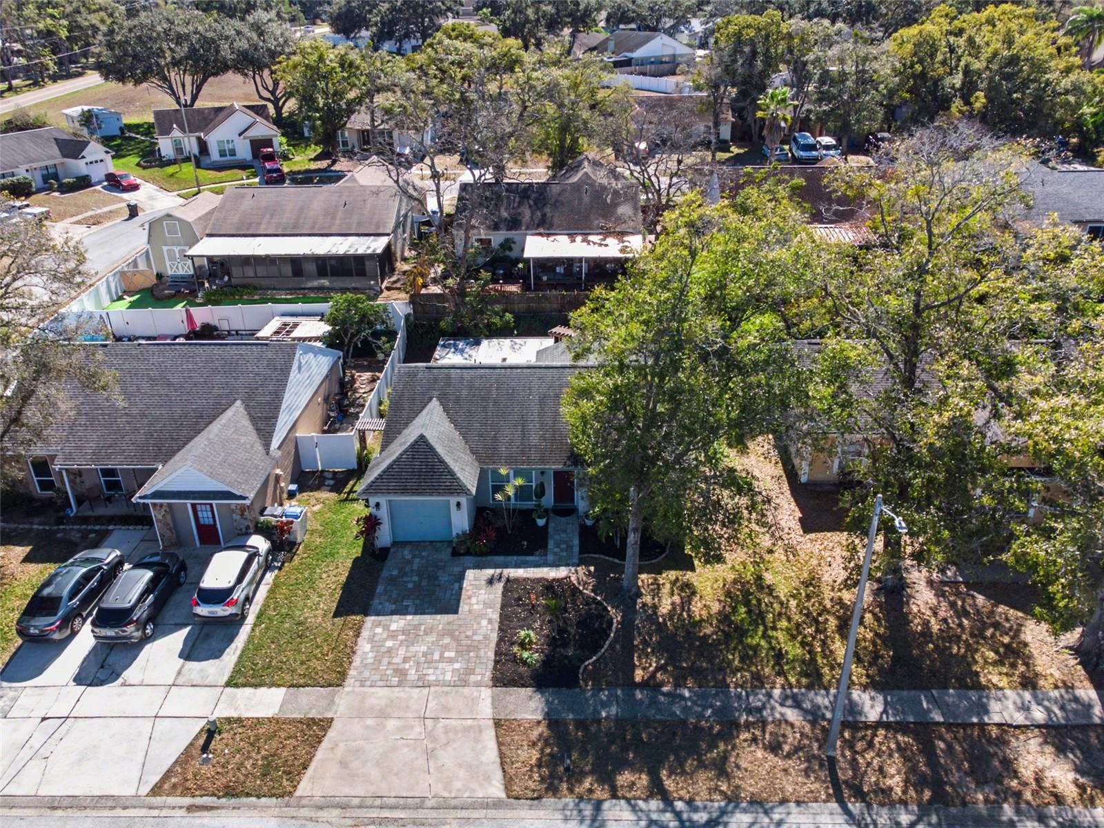 VALRICO MANOR UNIT 3 - Residential