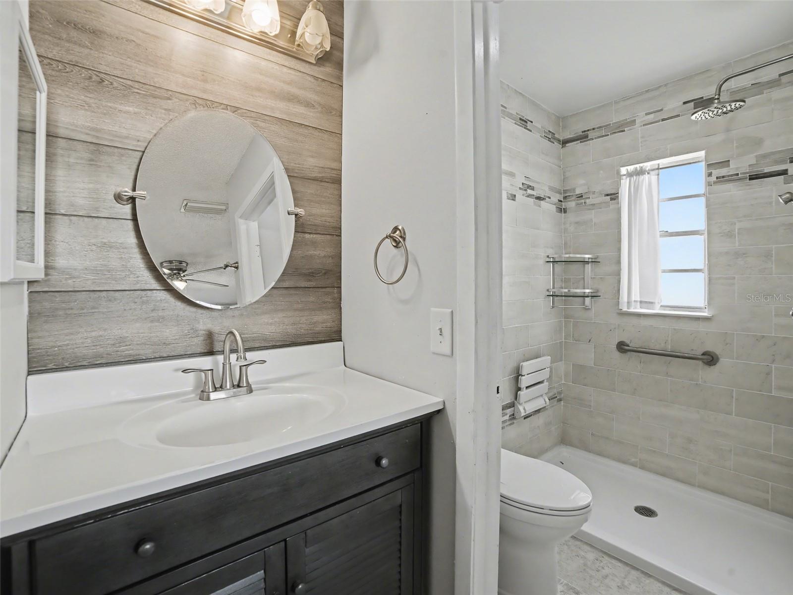 VALRICO MANOR UNIT 3 - Residential