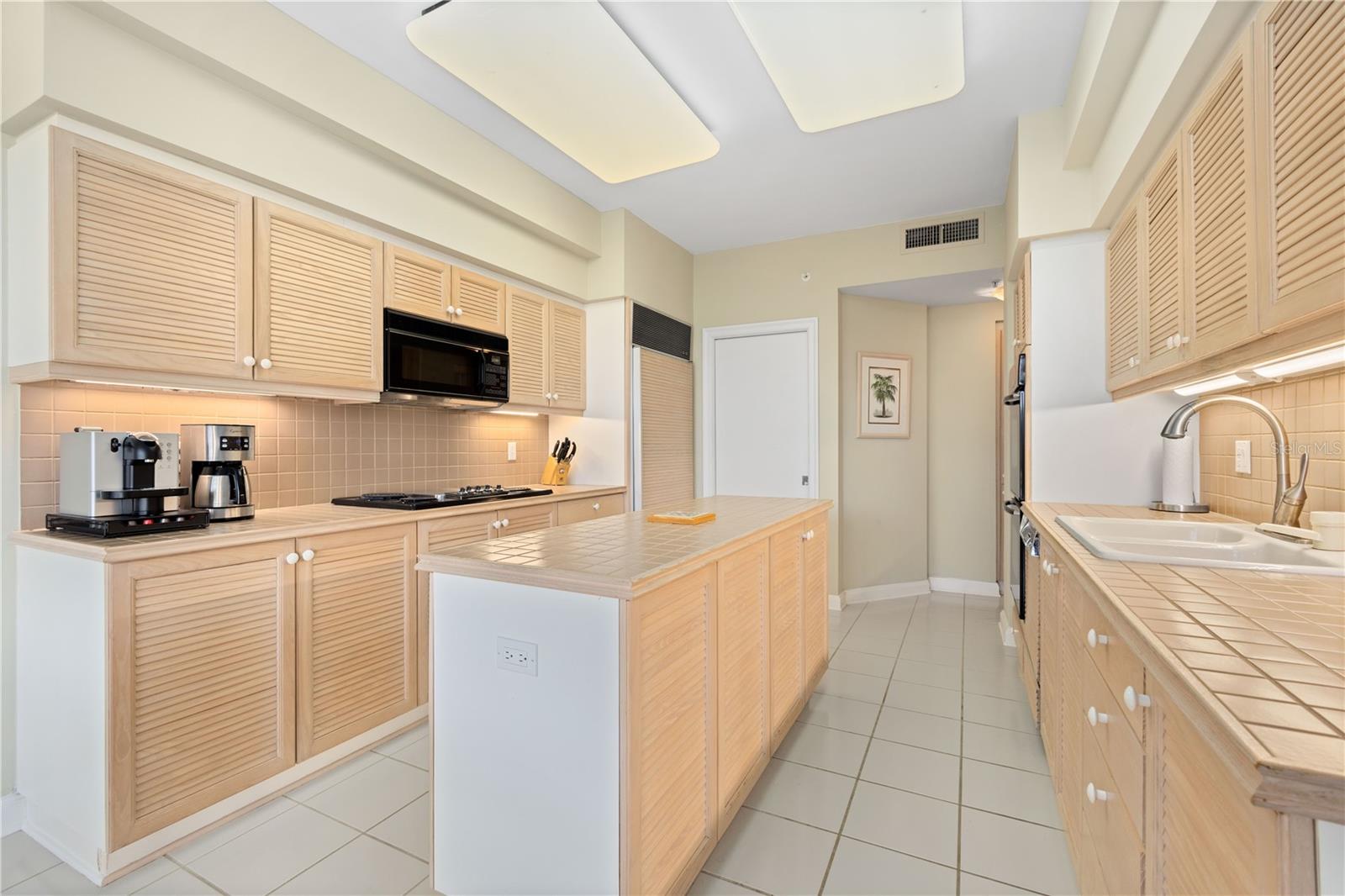 SANCTUARY IV - Residential