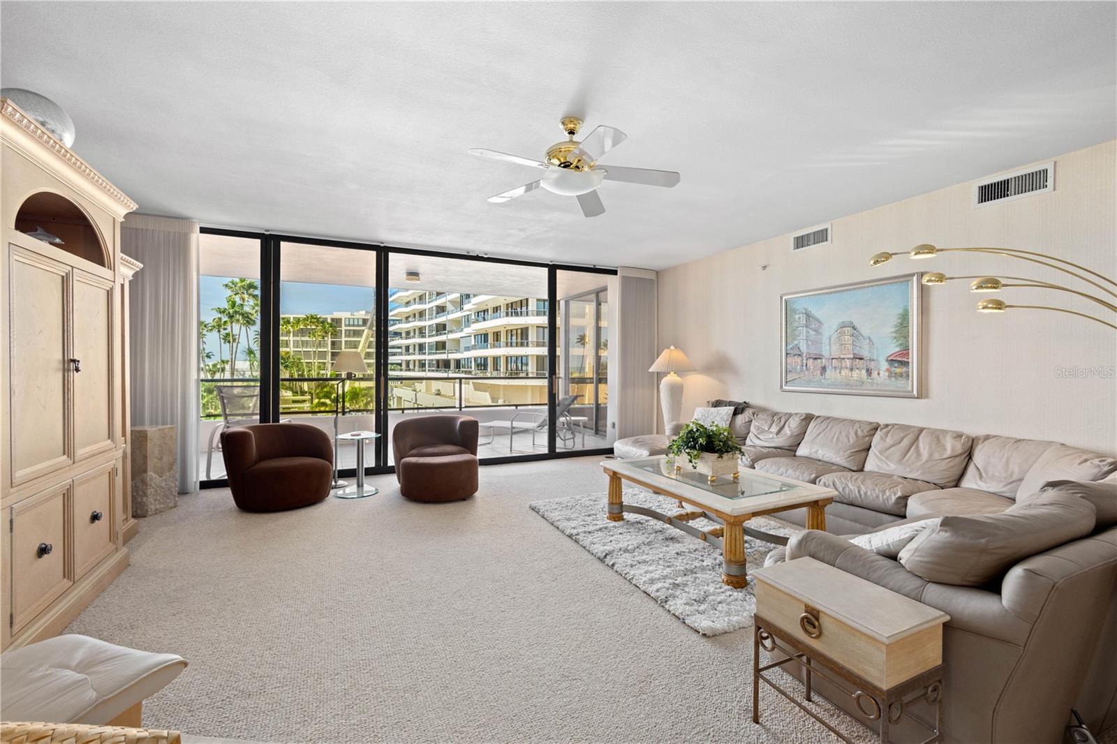 SANCTUARY IV - Residential