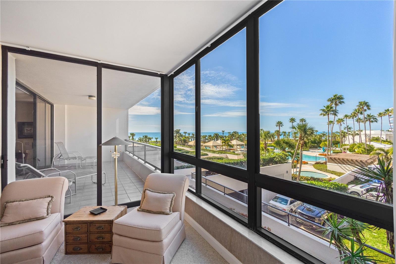 SANCTUARY IV - Residential