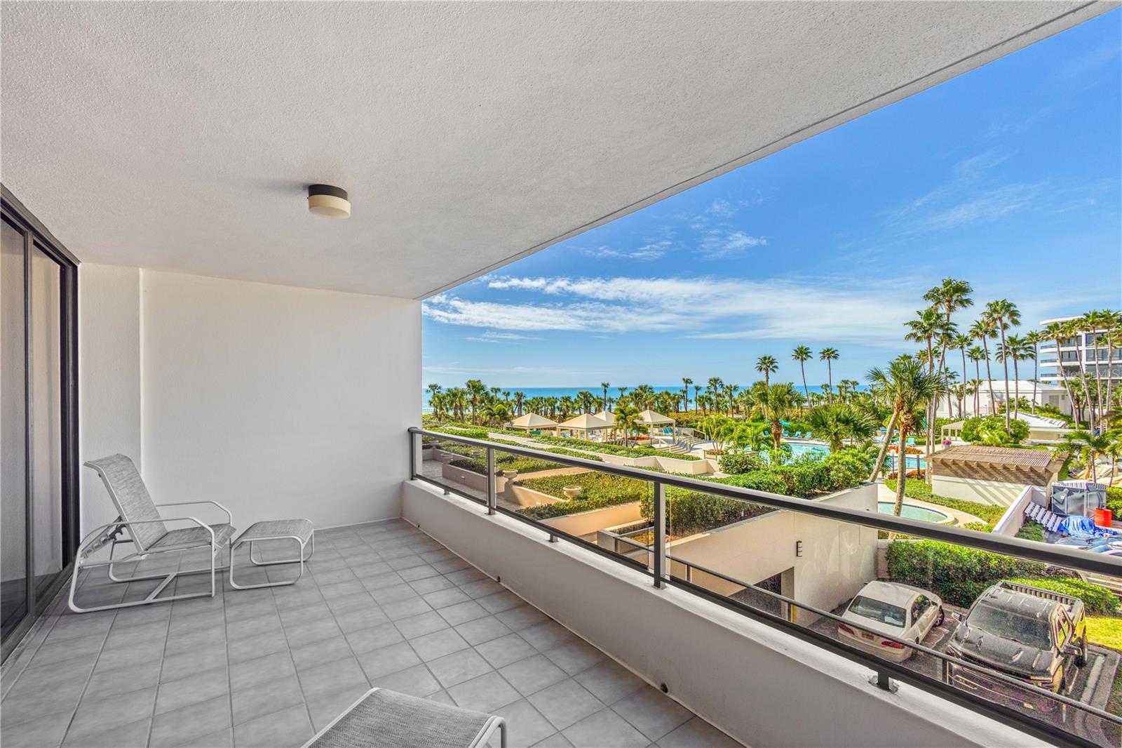 SANCTUARY IV - Residential