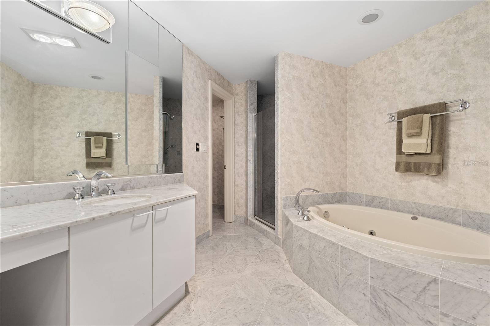 SANCTUARY IV - Residential