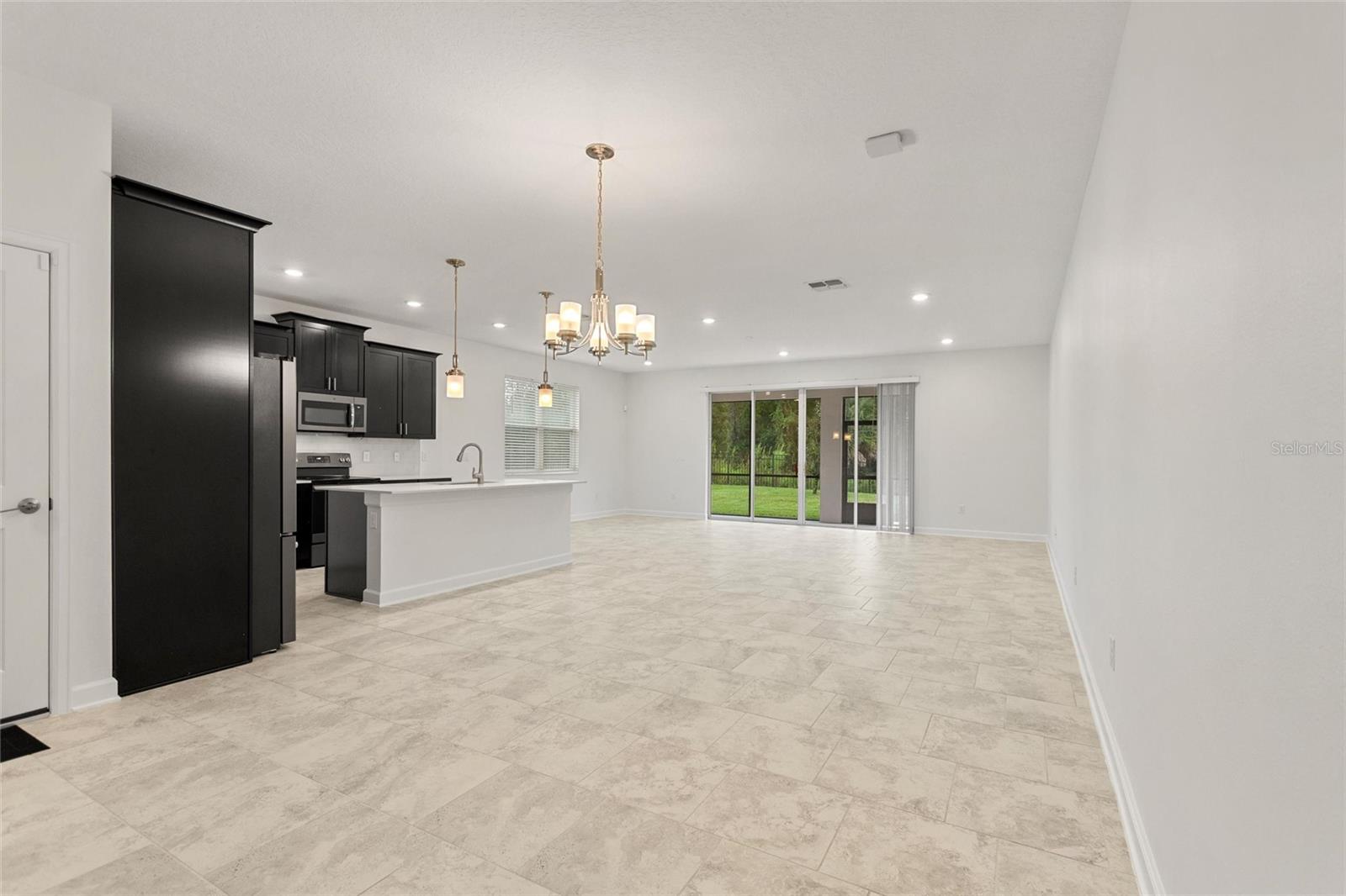 484 BRUNSWICK DRIVE