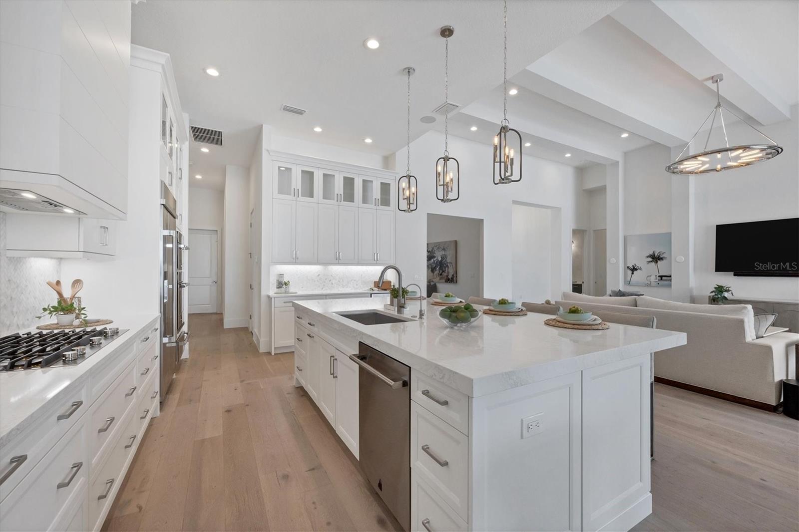 LAKE CLUB PH IV SUBPH C-1 AKA GENOA - Residential