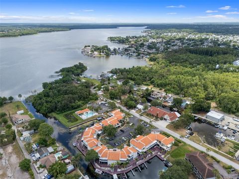 A home in PALM HARBOR