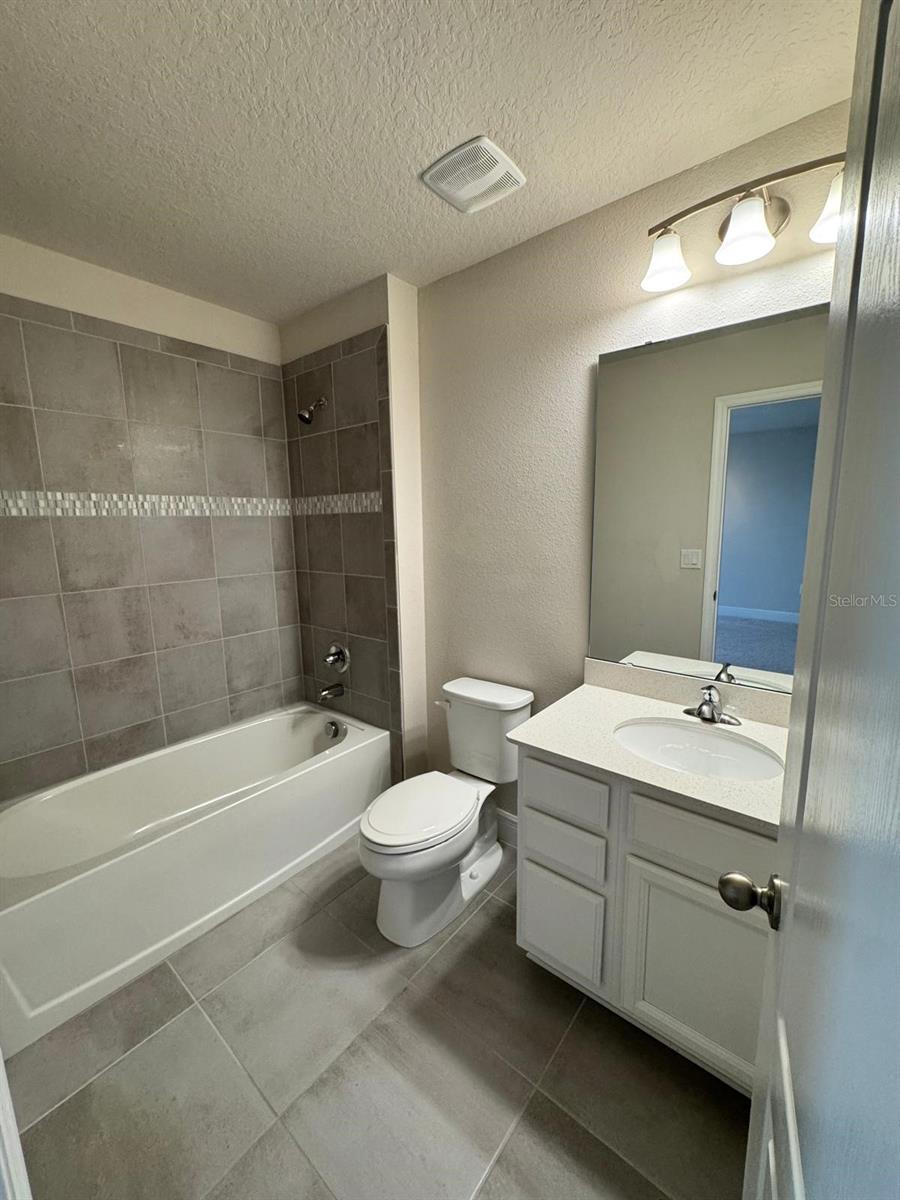 HAMILTON GARDENS - Residential Lease