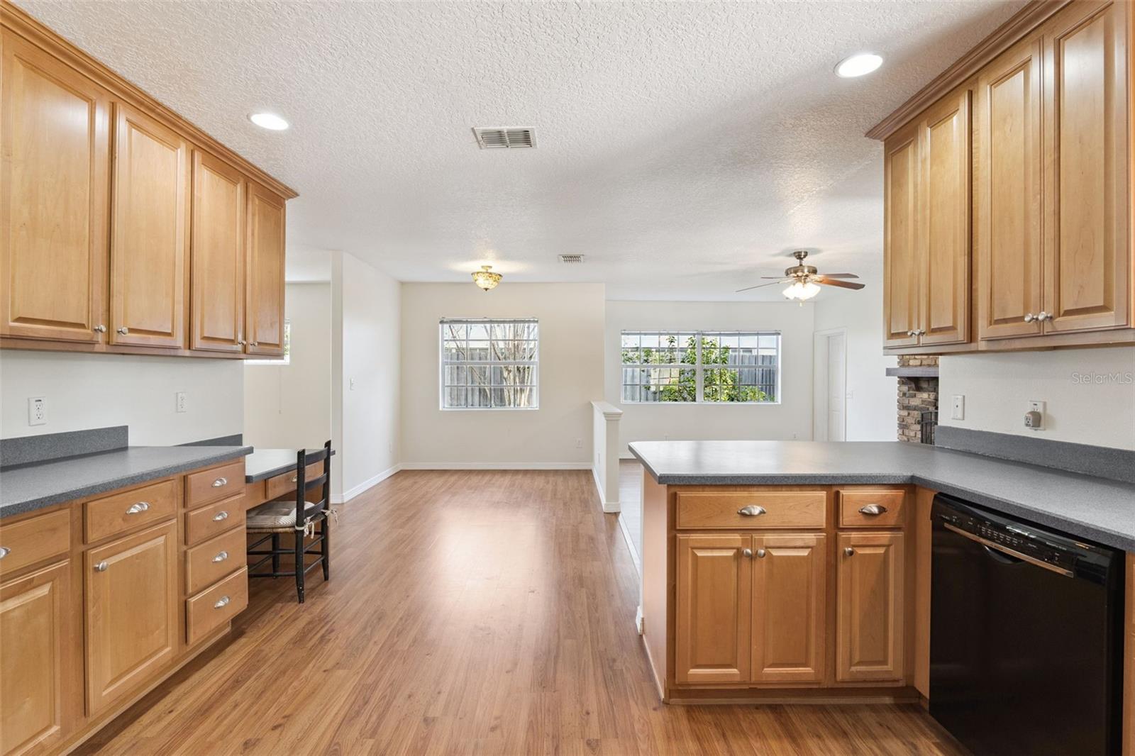 DOMMERICH HILLS - Residential