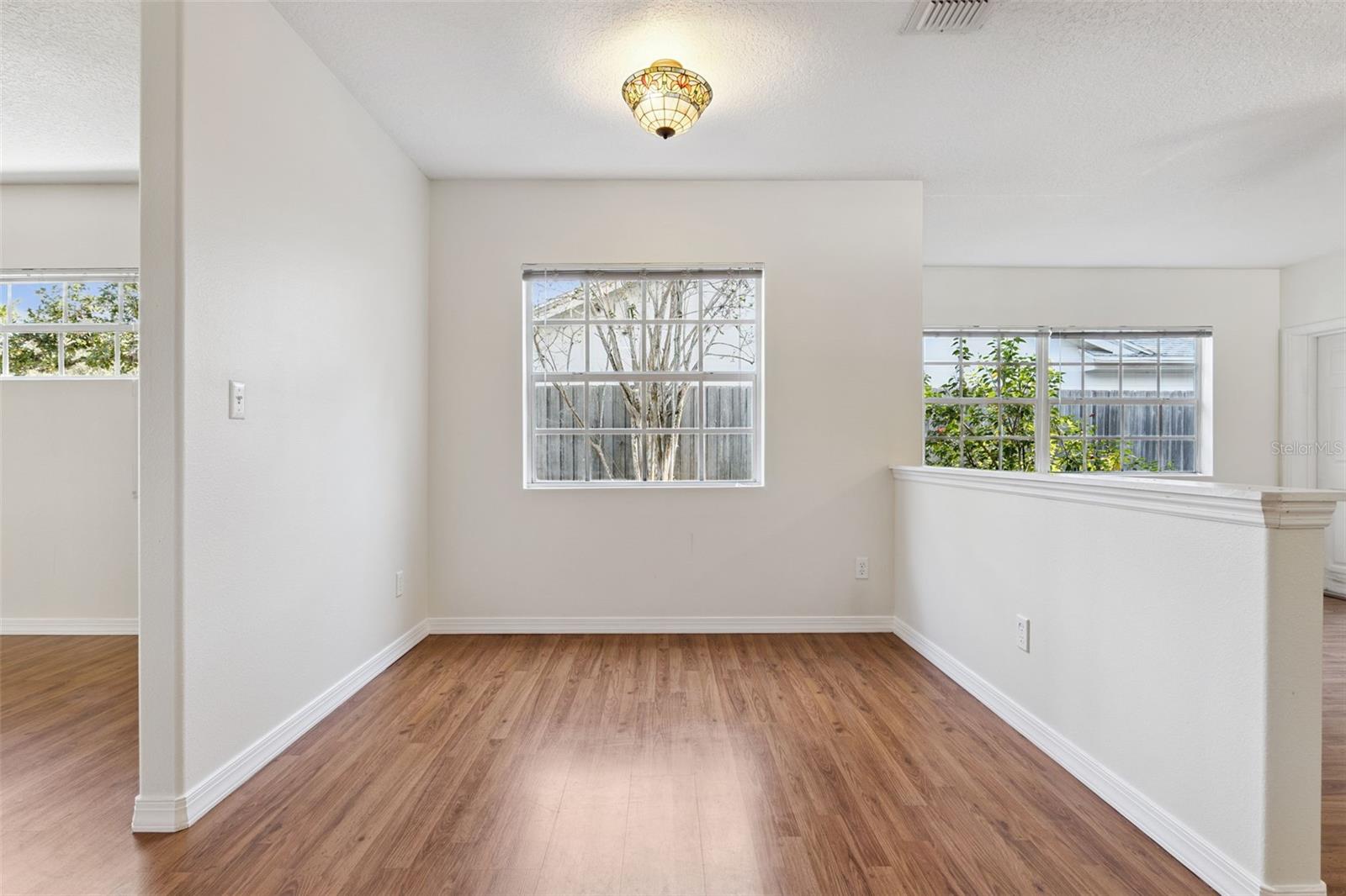 DOMMERICH HILLS - Residential