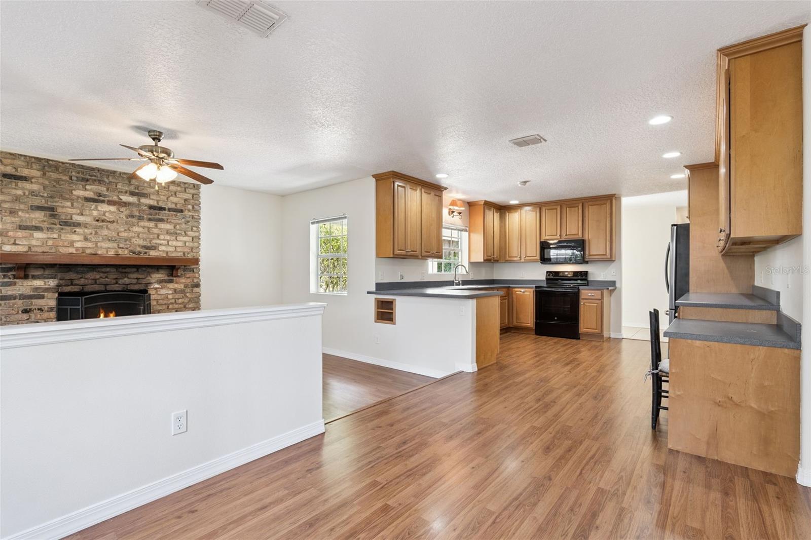 DOMMERICH HILLS - Residential