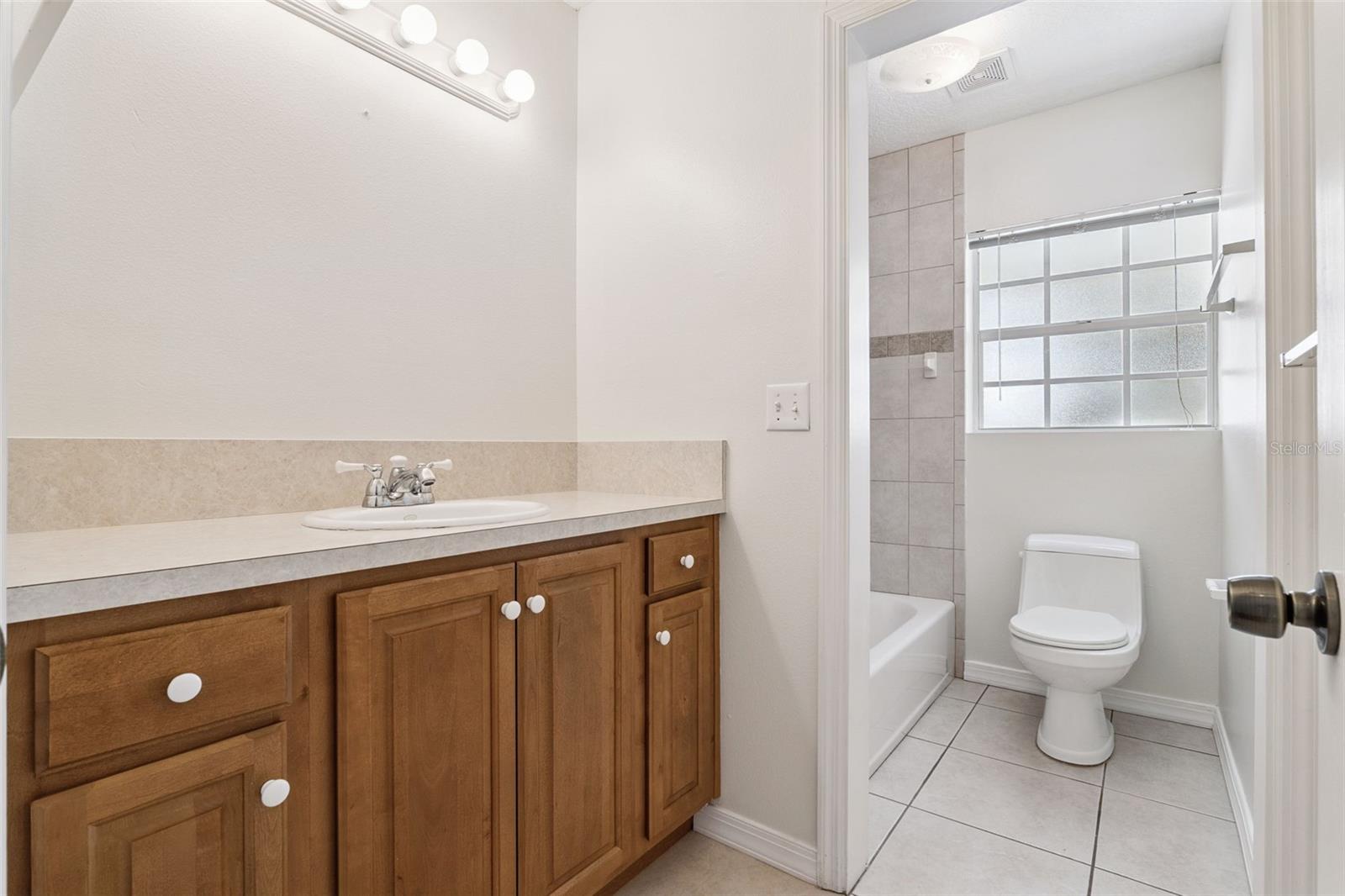 DOMMERICH HILLS - Residential