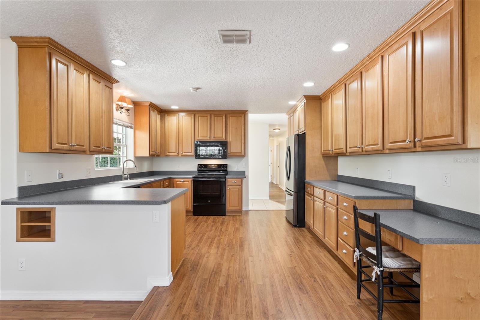 DOMMERICH HILLS - Residential