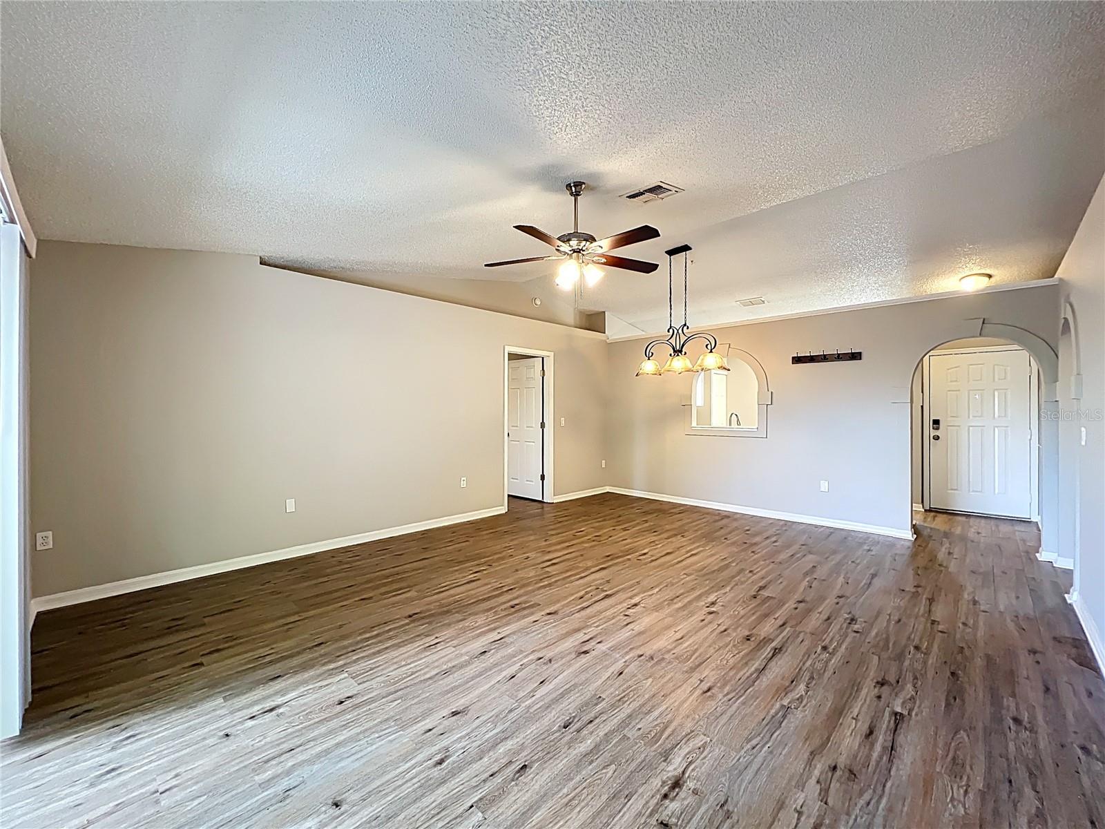 STONEMEADE PH 01 - Residential