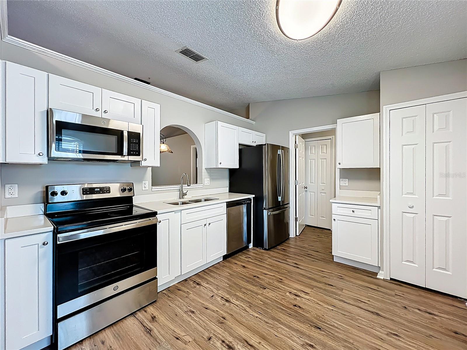 STONEMEADE PH 01 - Residential