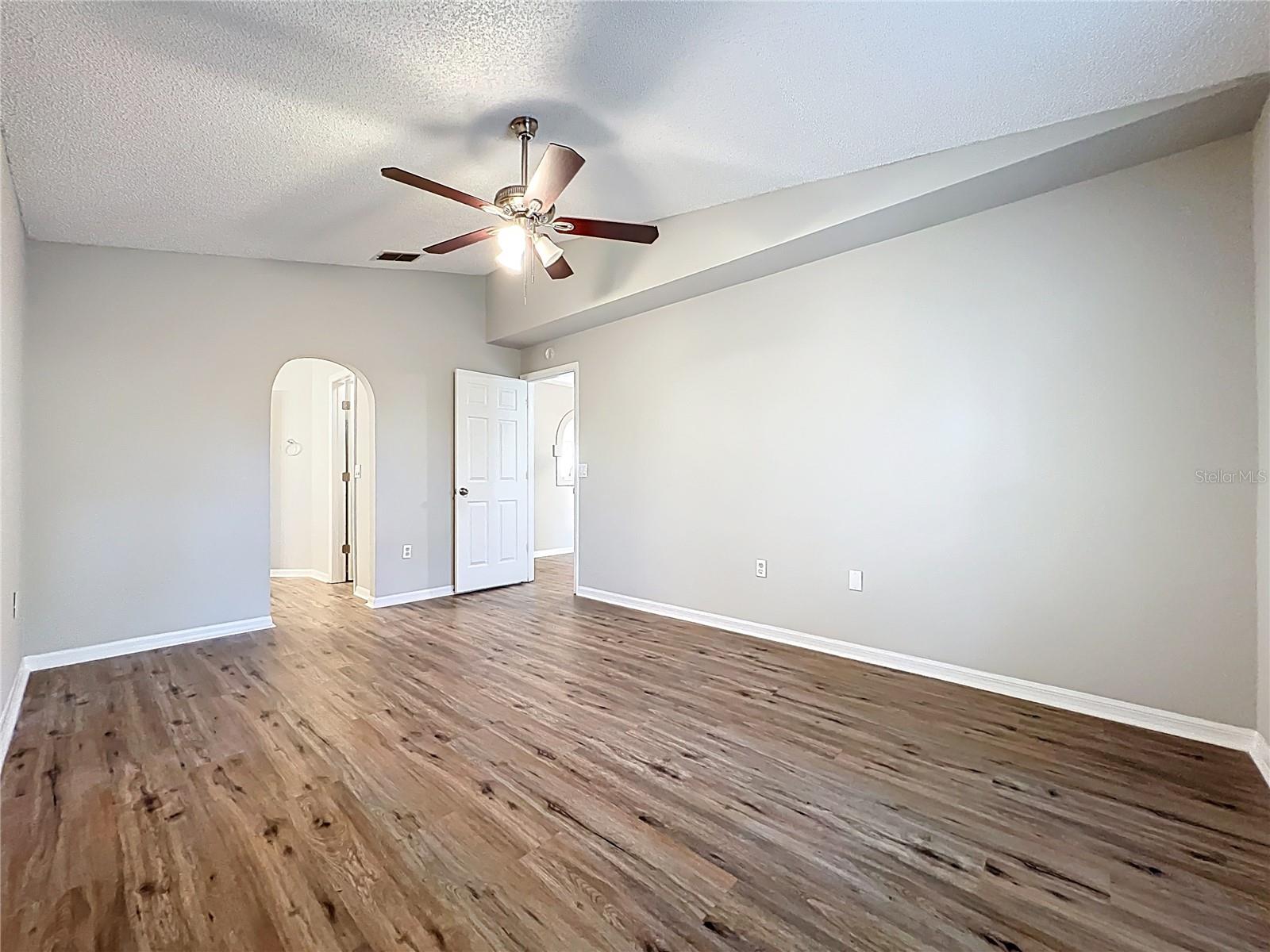 STONEMEADE PH 01 - Residential