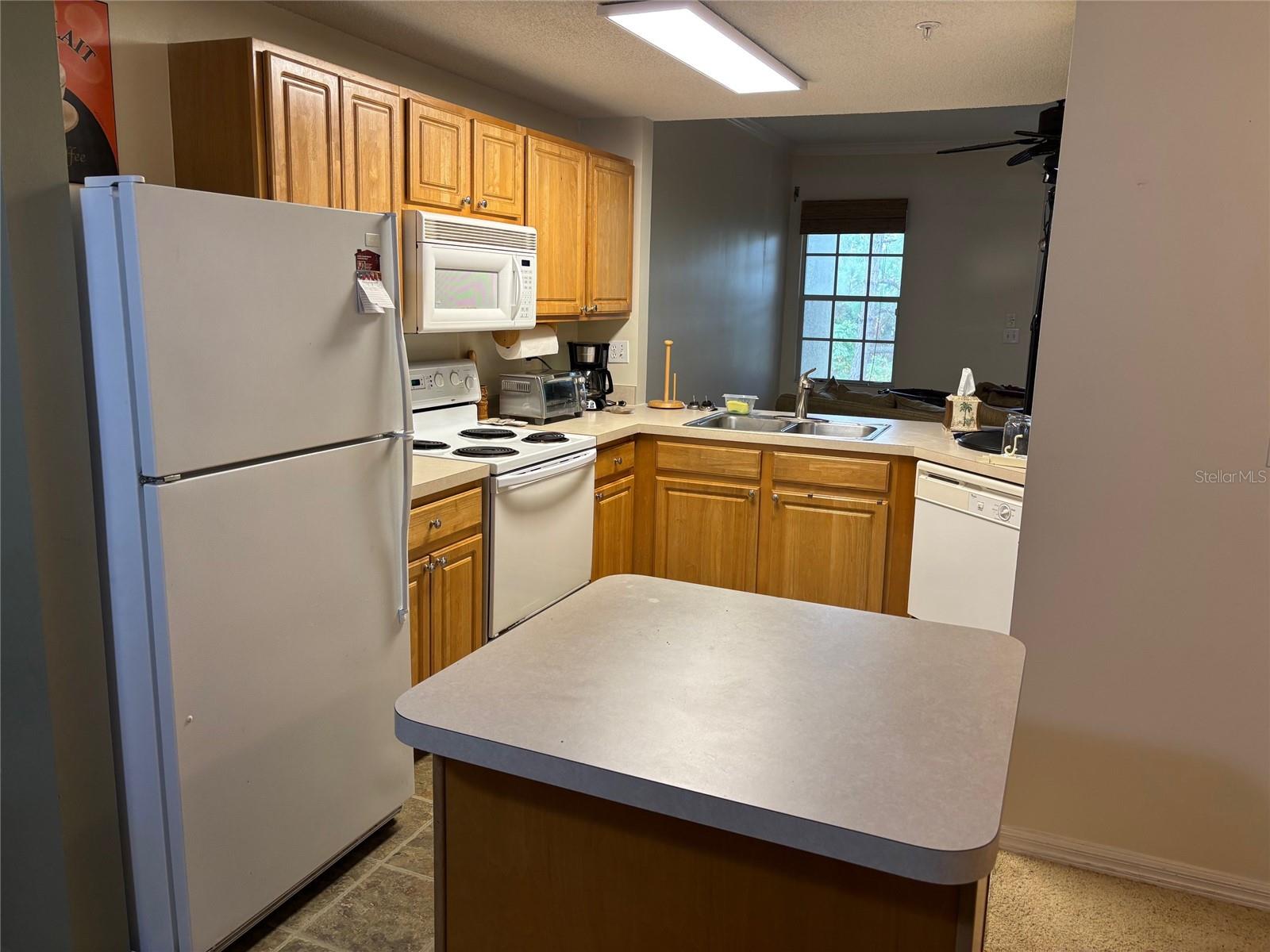 LAS PALMAS OF SARASOTA - Residential Lease