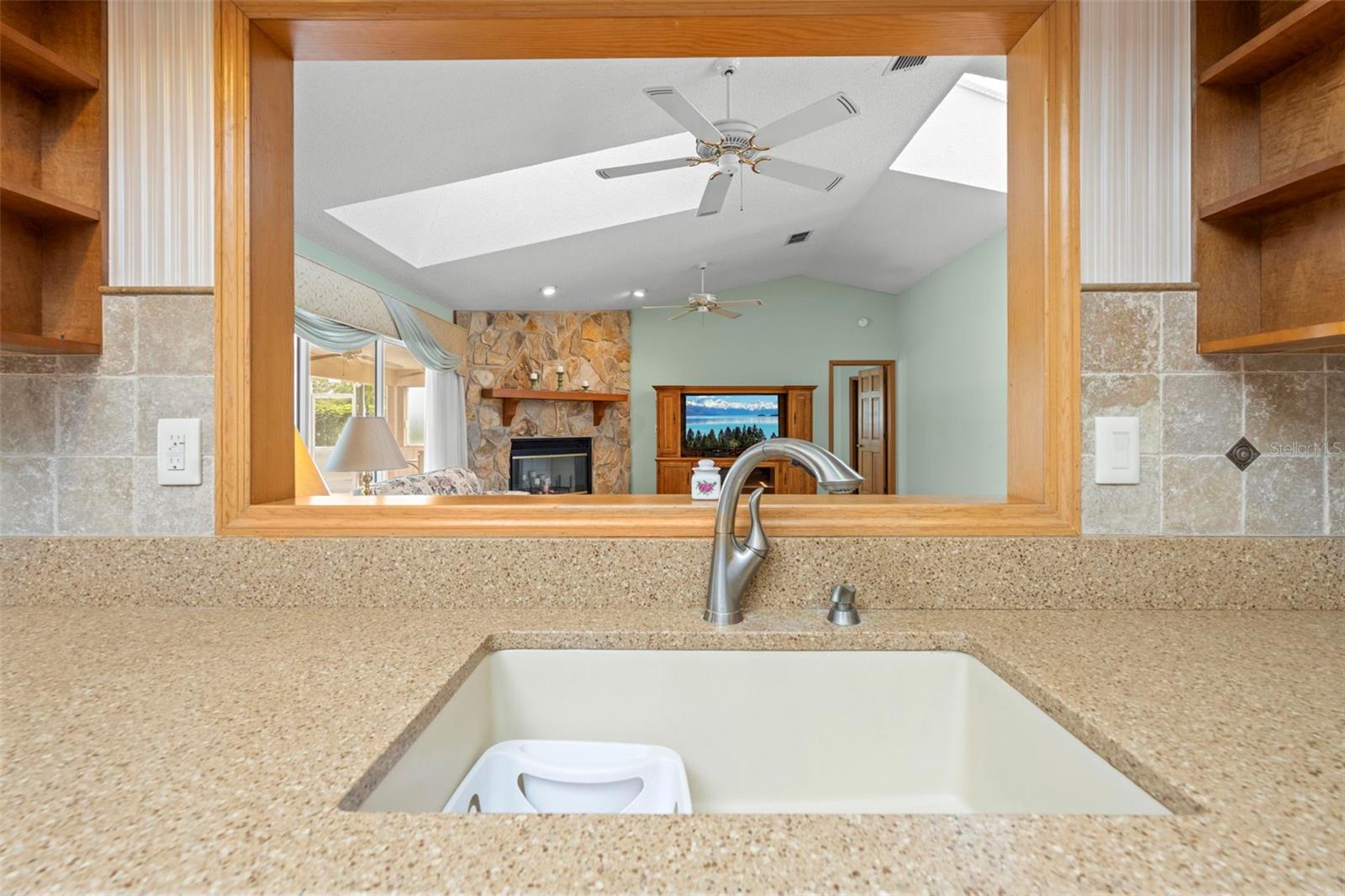 SPRING HILL - Residential
