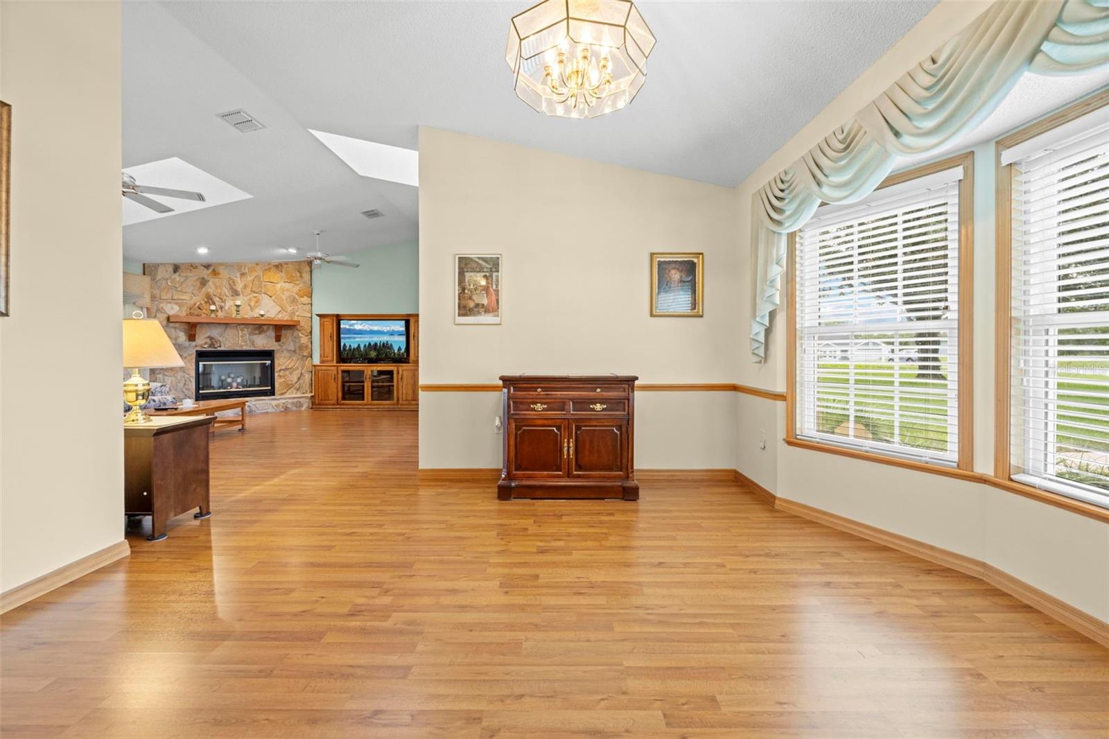 SPRING HILL - Residential
