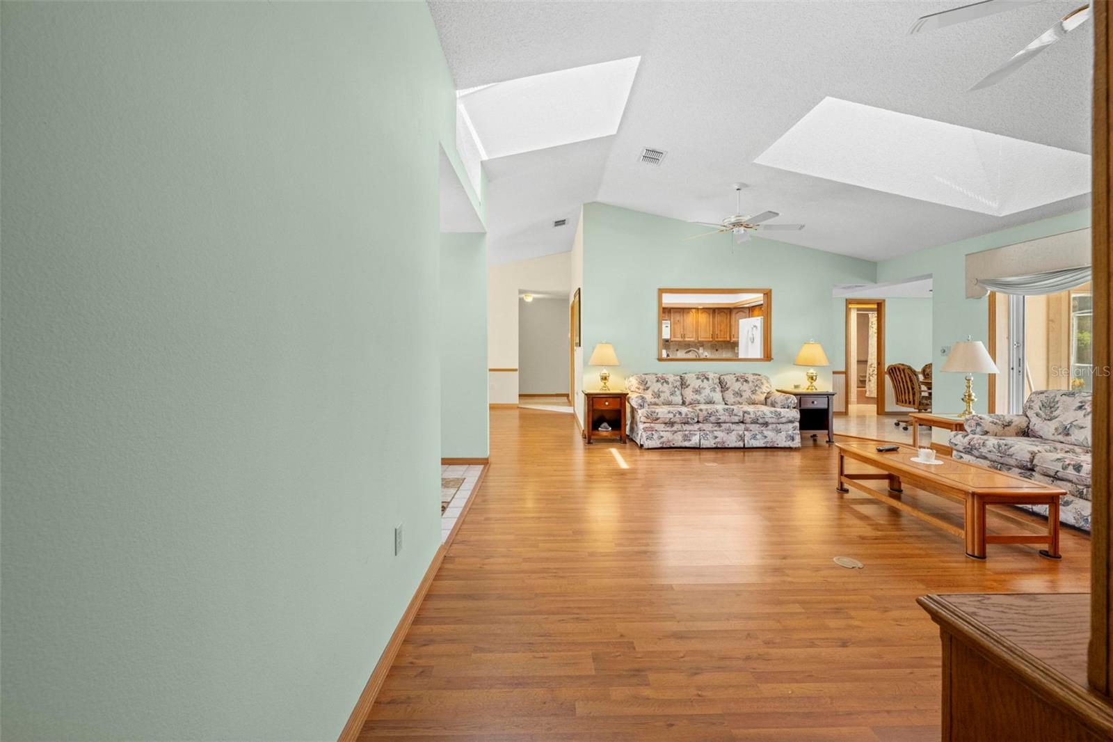SPRING HILL - Residential