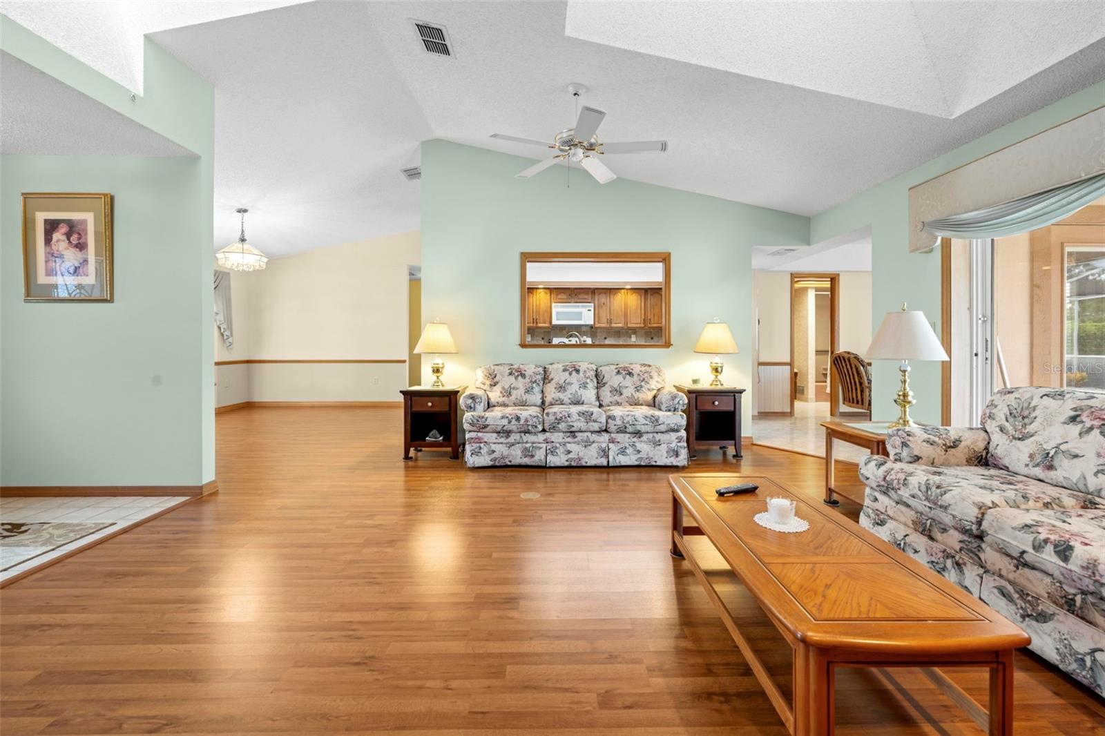 SPRING HILL - Residential