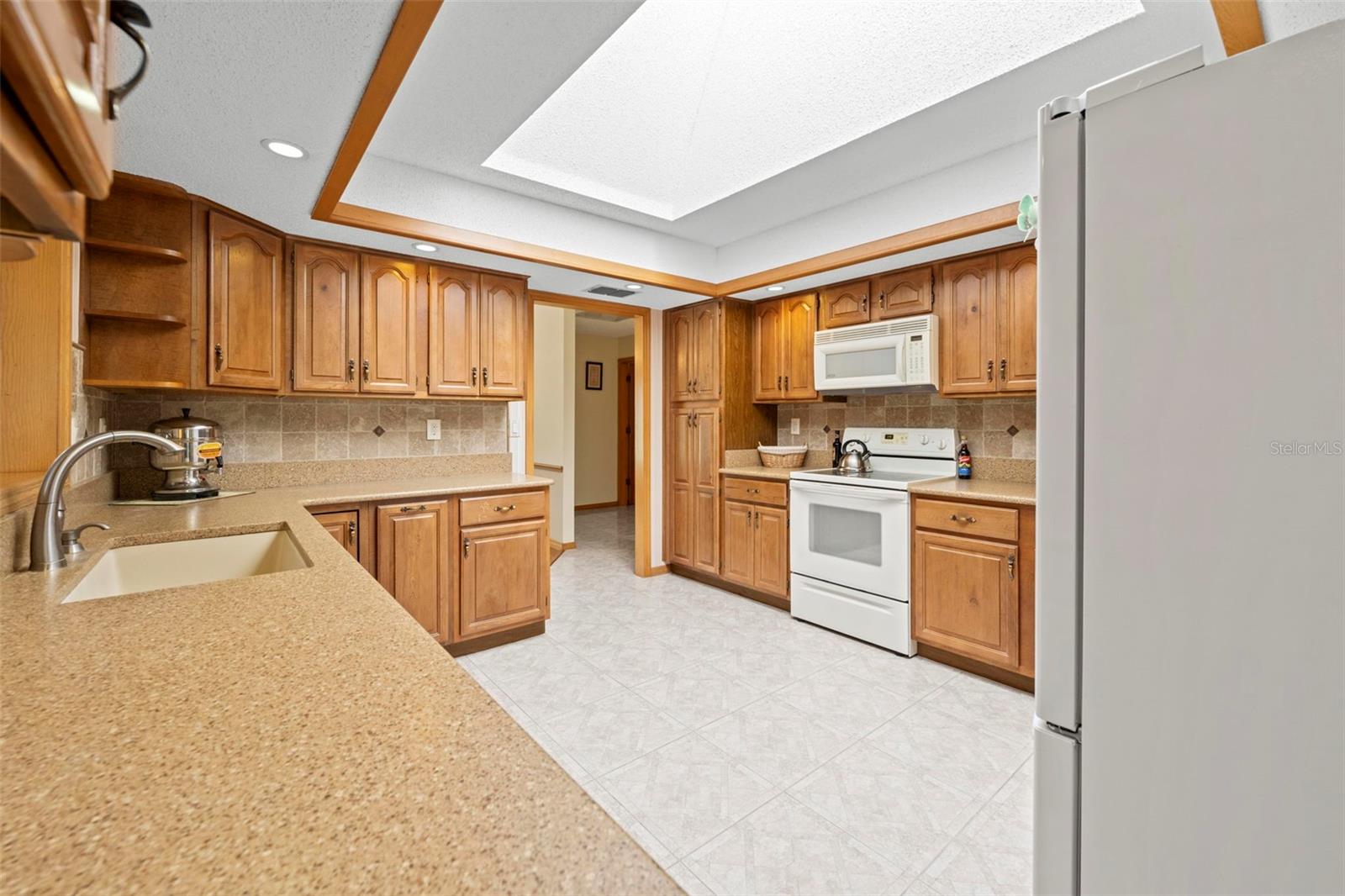 SPRING HILL - Residential