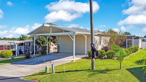 Tiny photo for 11914 Sussex Hill Way, Leesburg, FL 34788 (MLS # G5119129)