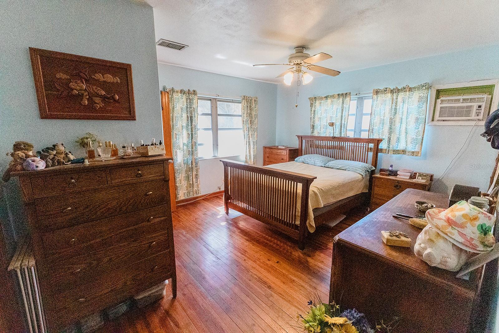 MADSEN COURT - Residential