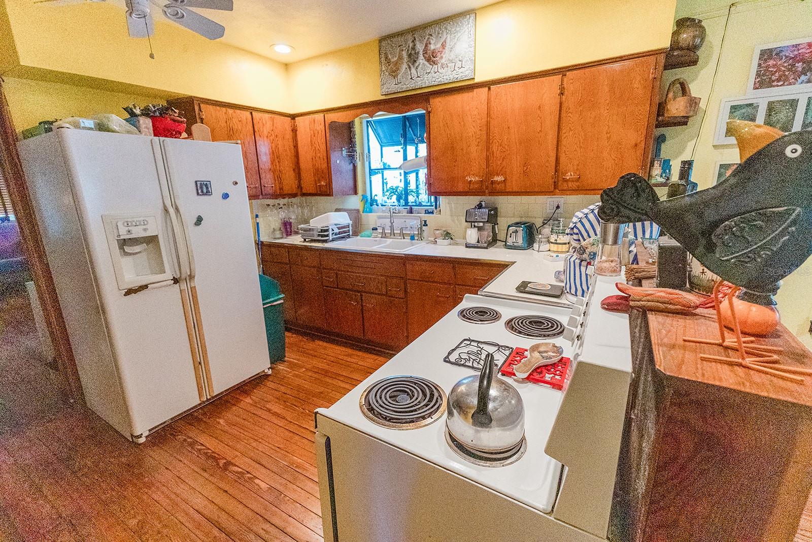 MADSEN COURT - Residential