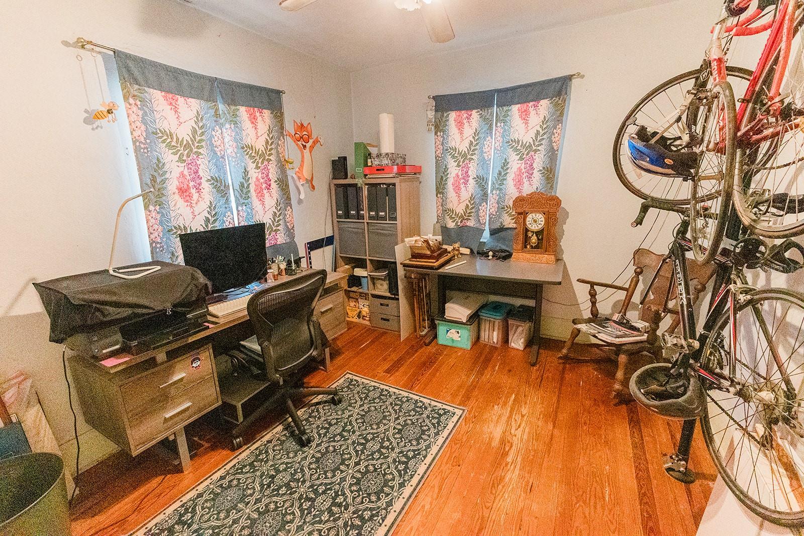 MADSEN COURT - Residential