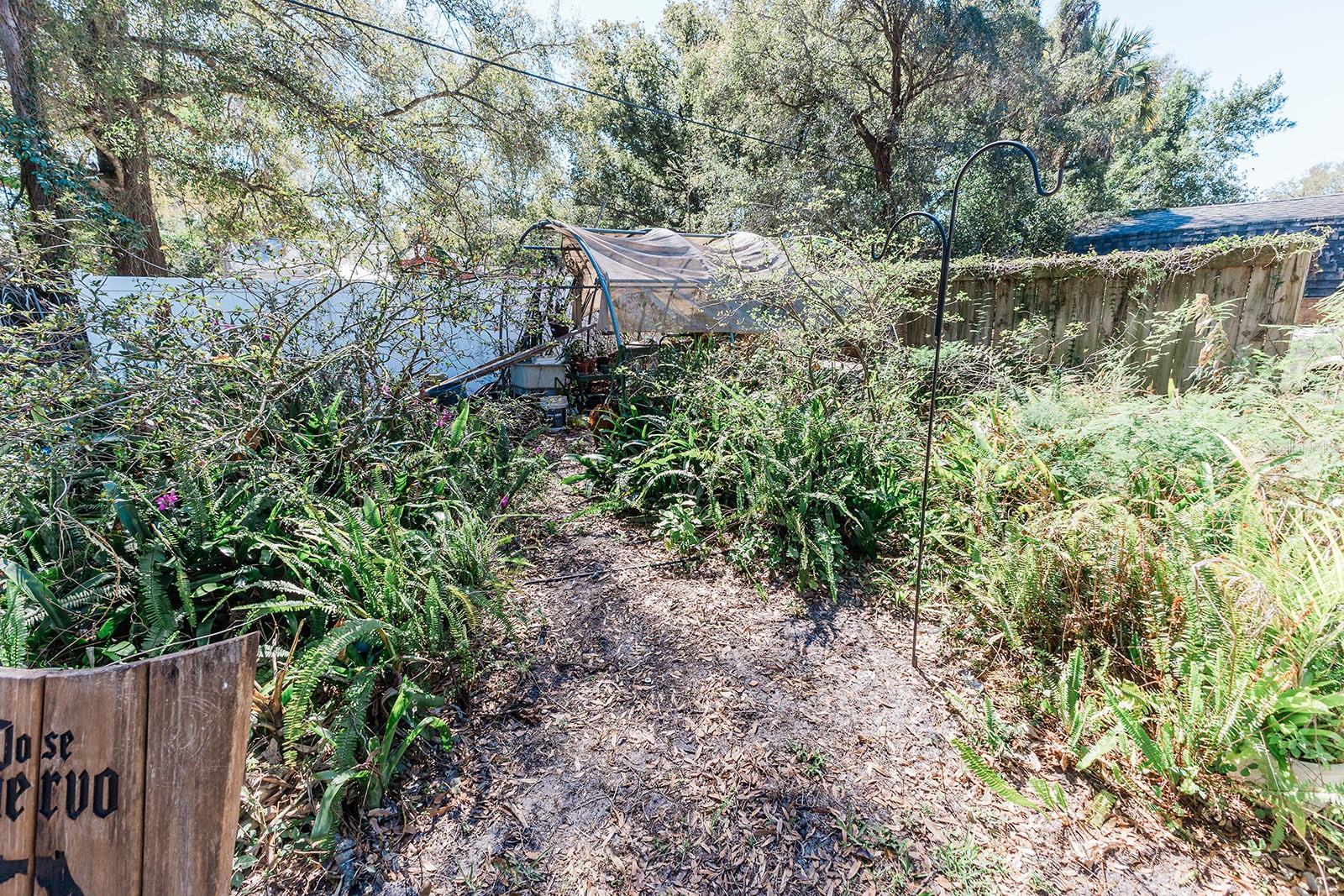 MADSEN COURT - Residential