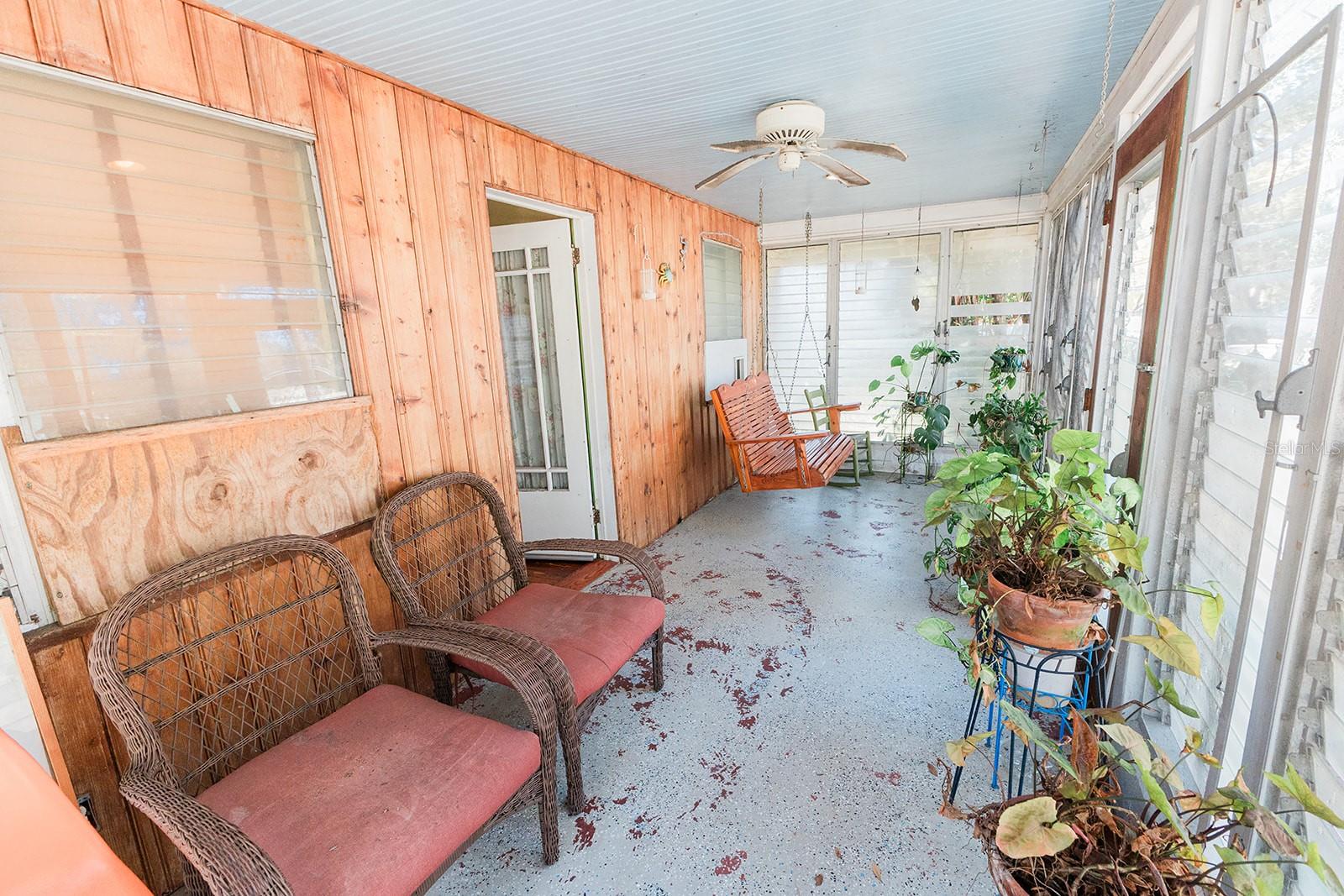 MADSEN COURT - Residential