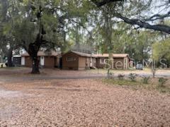 VILLAGE LAKEVILLE - Commercial Sale