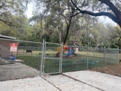 VILLAGE LAKEVILLE - Commercial Sale