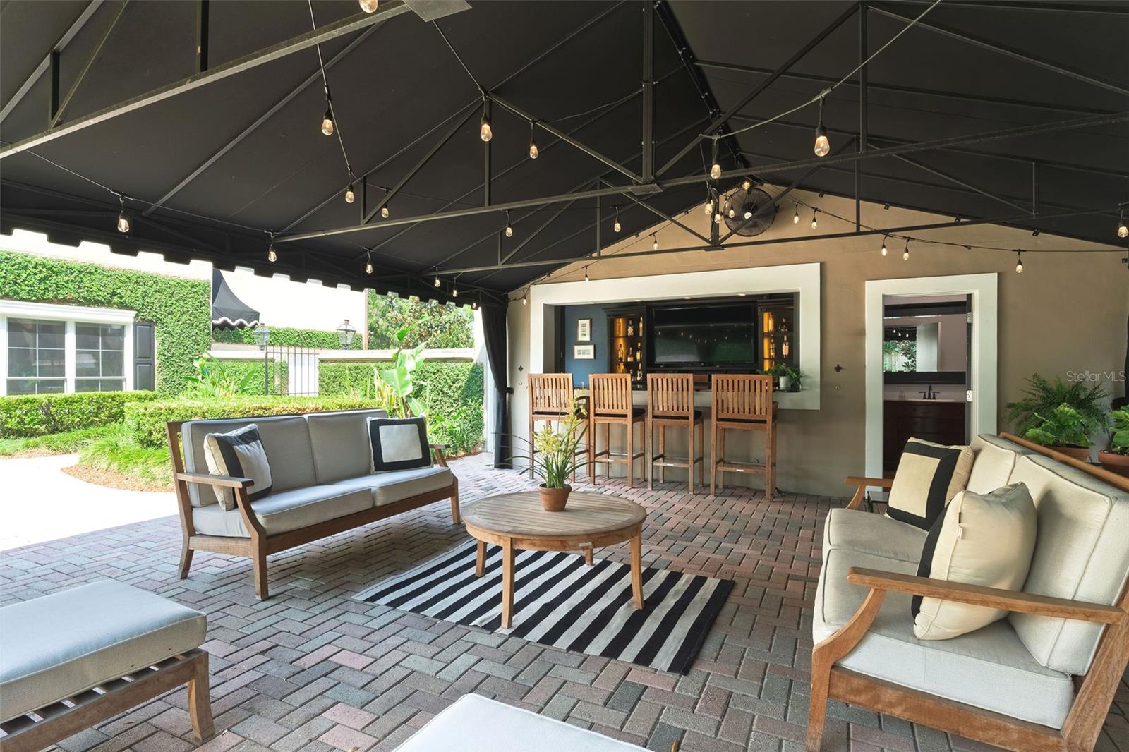 TEMPLE HEIGHTS - Residential