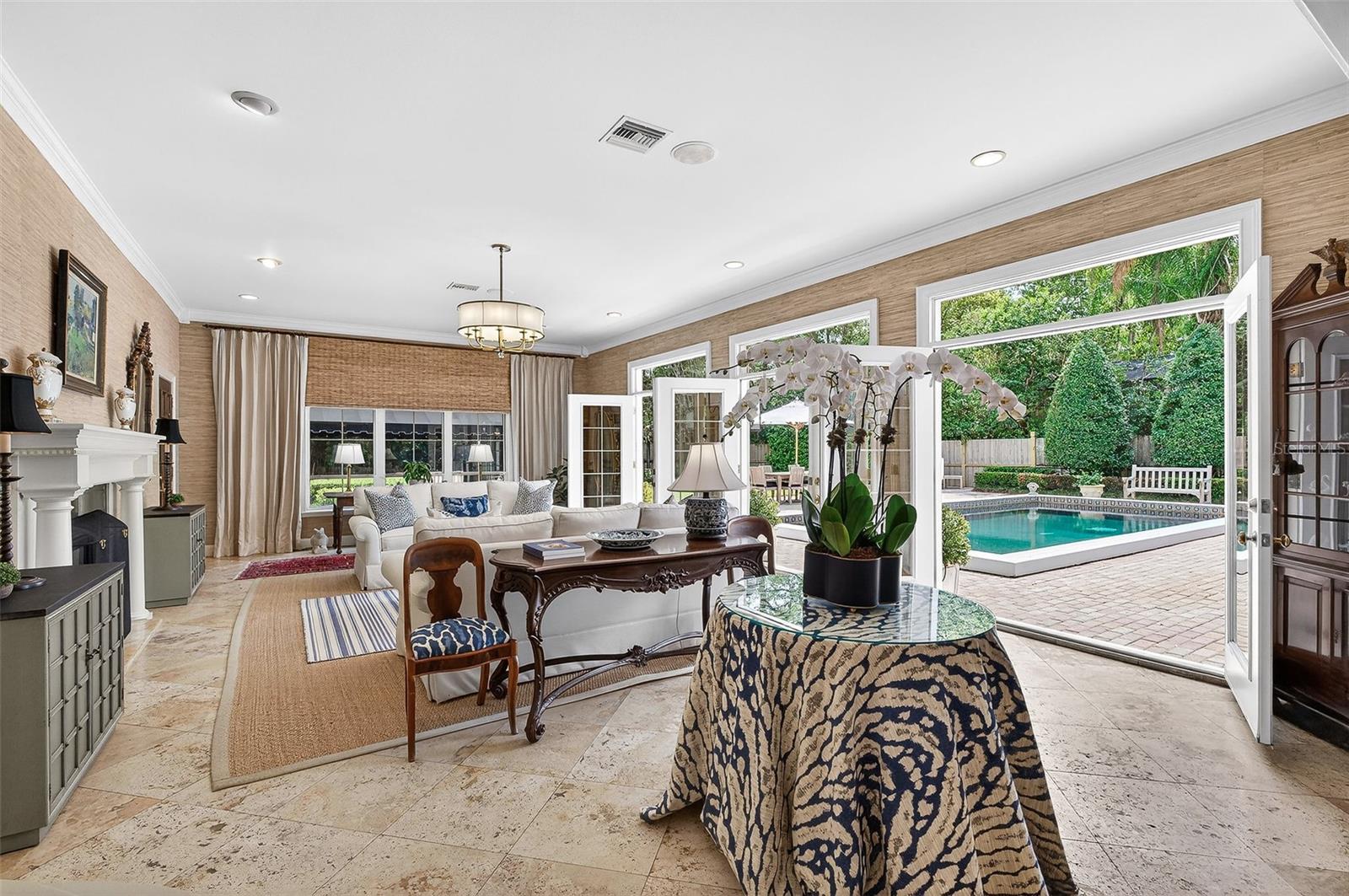 TEMPLE HEIGHTS - Residential