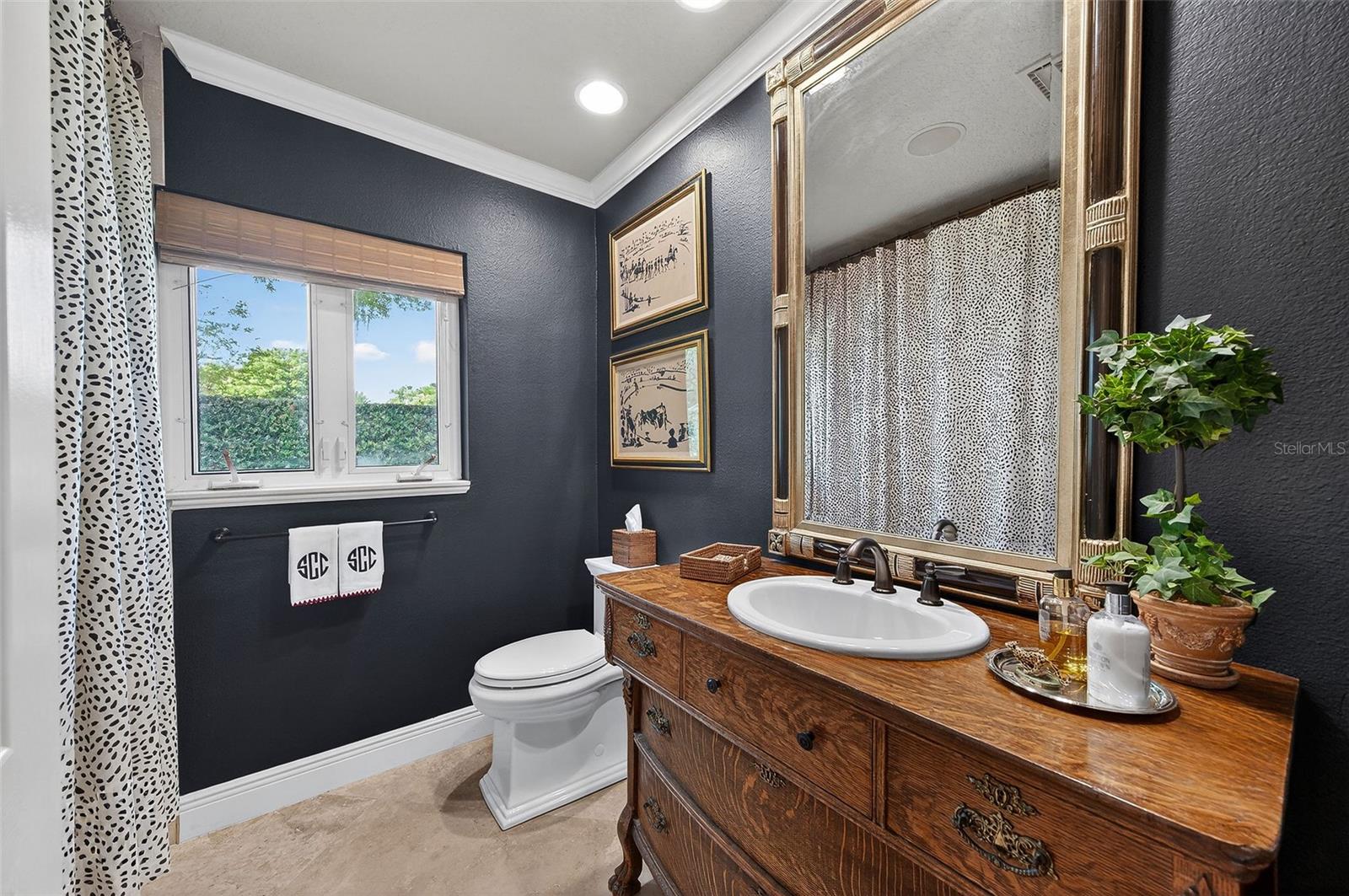 TEMPLE HEIGHTS - Residential